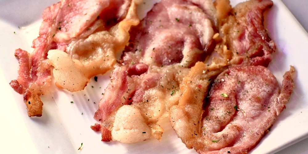 Grilled bacon rashers